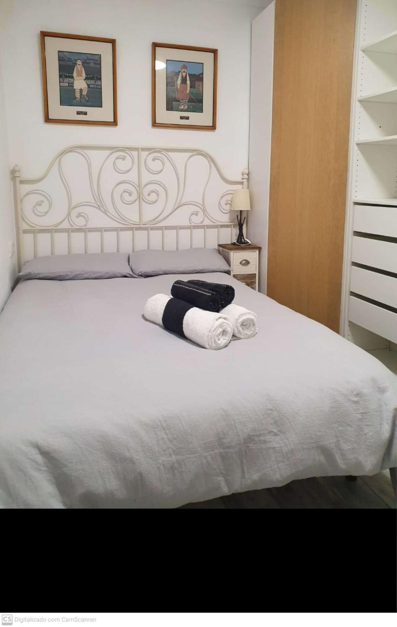 Studio Or Rooms With Private Bathroom Or Rooms With Shared Bathroom Barcelona Exteriör bild