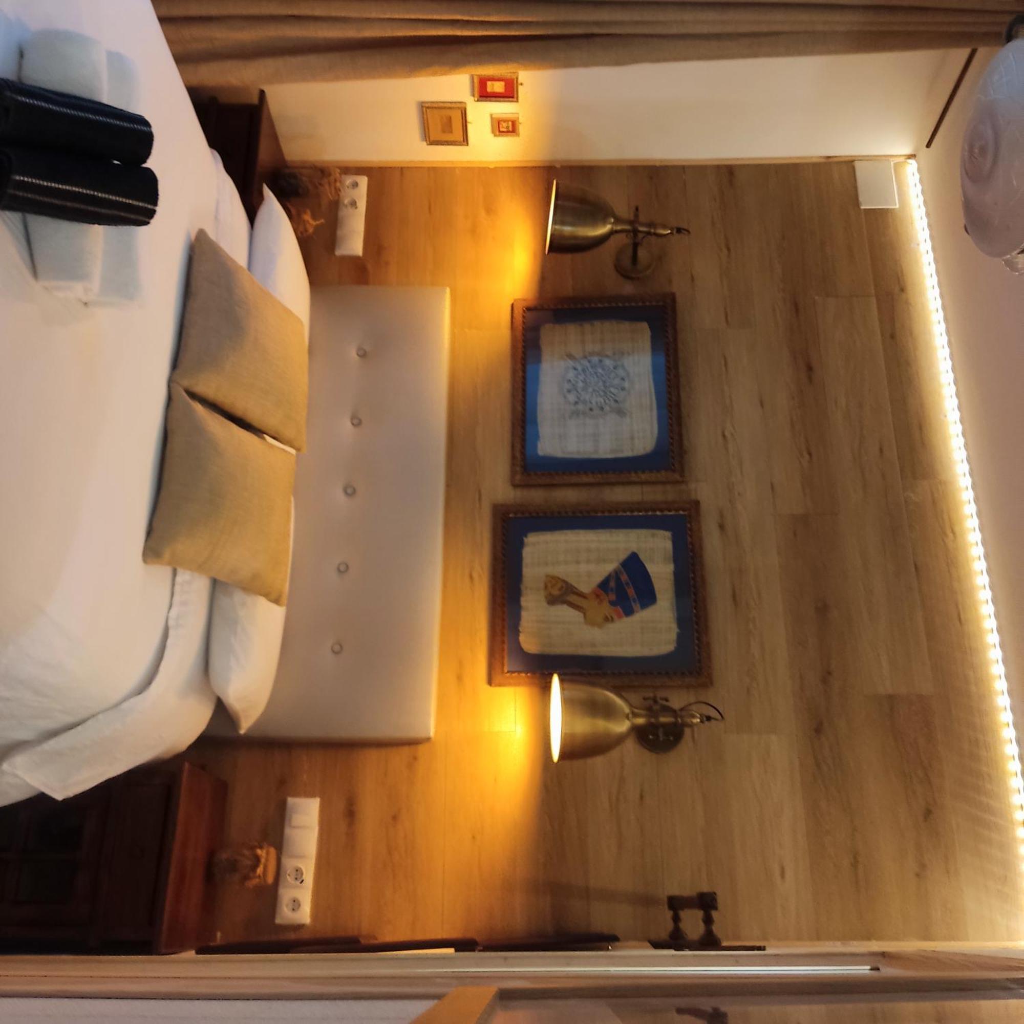 Studio Or Rooms With Private Bathroom Or Rooms With Shared Bathroom Barcelona Exteriör bild