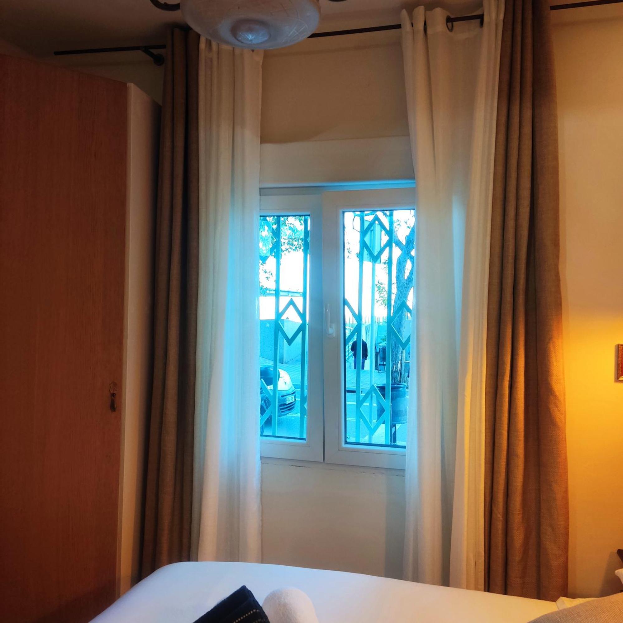 Studio Or Rooms With Private Bathroom Or Rooms With Shared Bathroom Barcelona Exteriör bild
