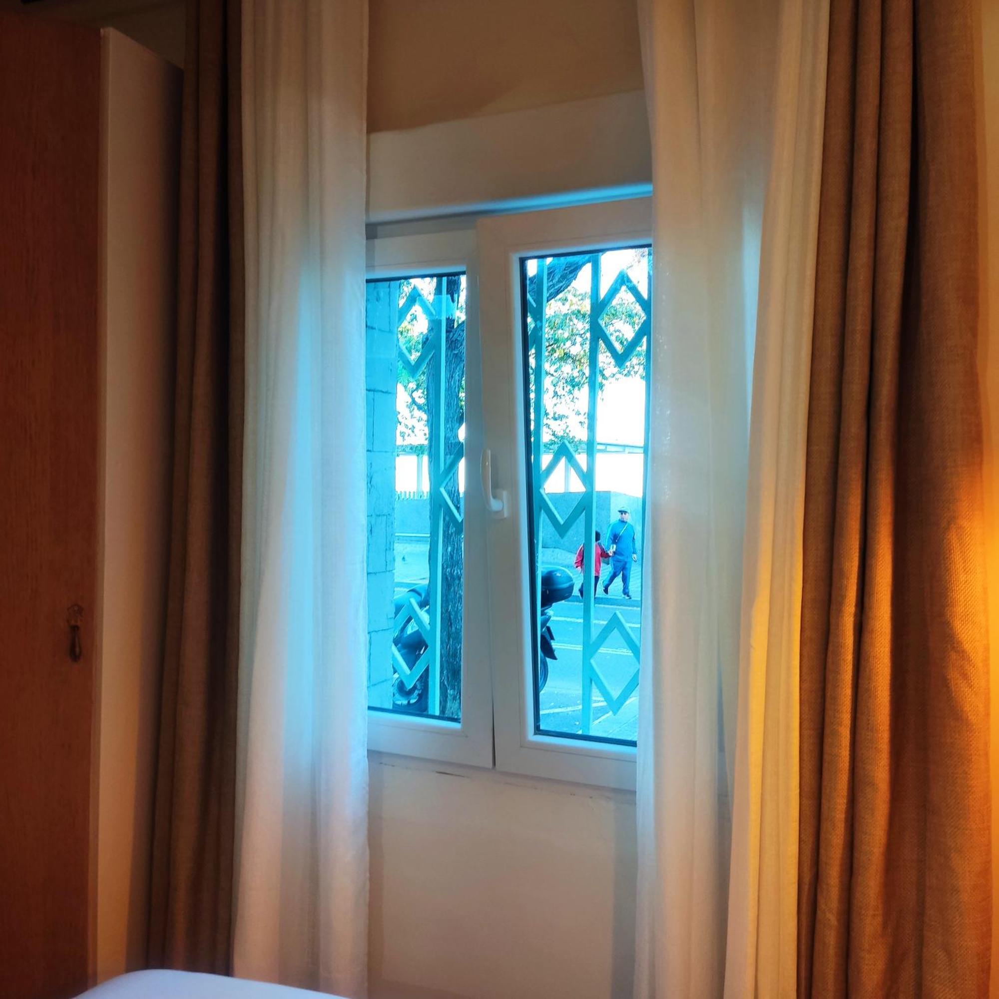 Studio Or Rooms With Private Bathroom Or Rooms With Shared Bathroom Barcelona Exteriör bild