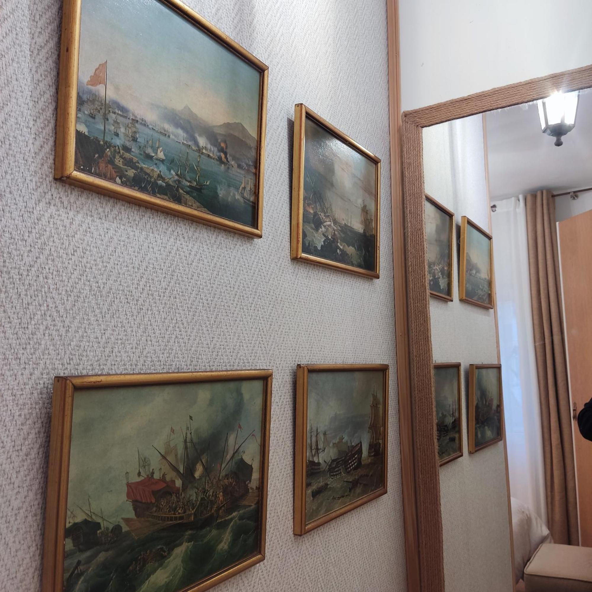 Studio Or Rooms With Private Bathroom Or Rooms With Shared Bathroom Barcelona Exteriör bild