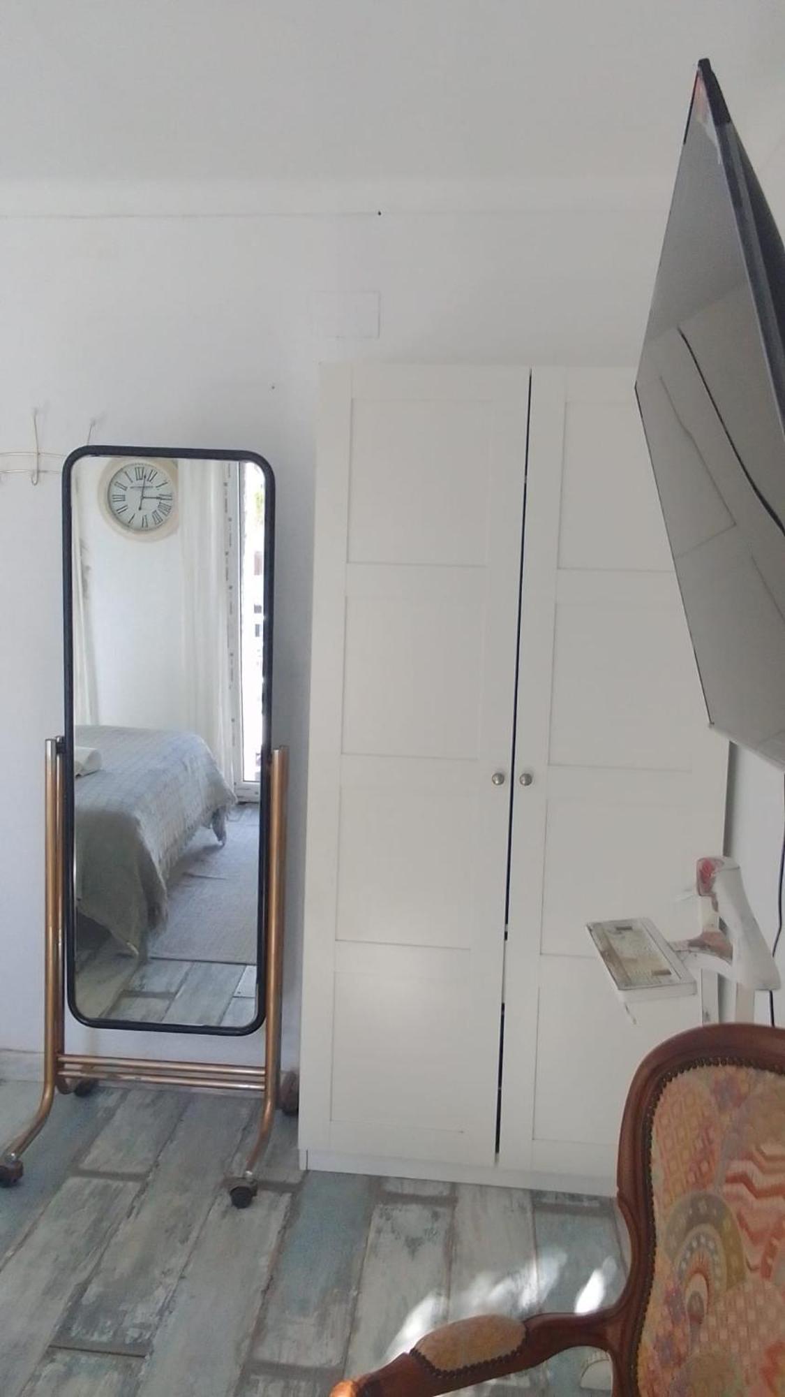 Studio Or Rooms With Private Bathroom Or Rooms With Shared Bathroom Barcelona Exteriör bild