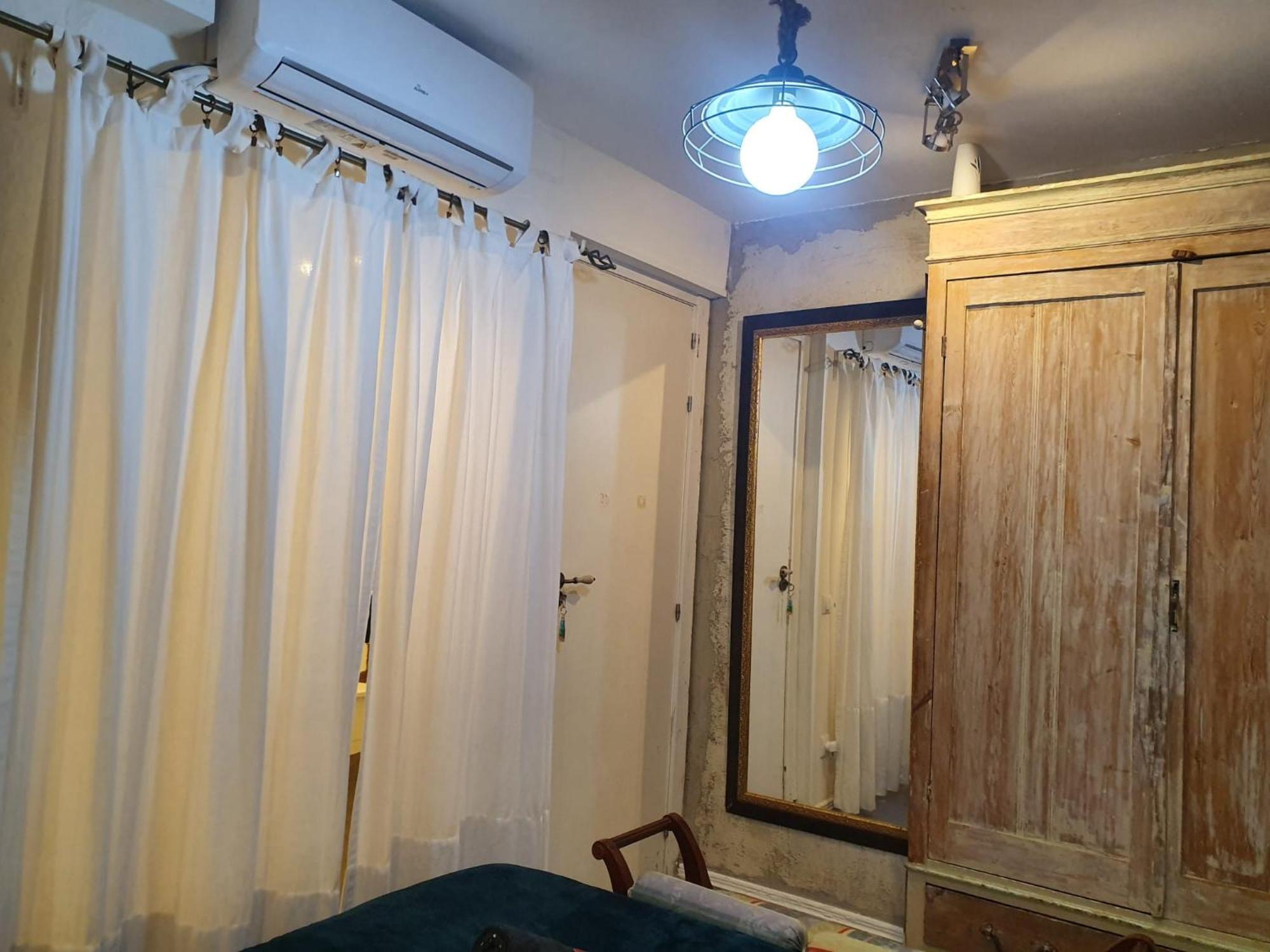 Studio Or Rooms With Private Bathroom Or Rooms With Shared Bathroom Barcelona Exteriör bild
